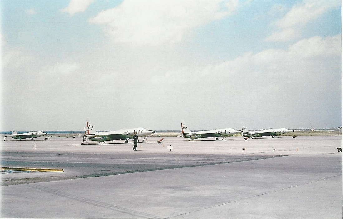 5 U-2As on the ramp of Laughlin Air Force Base, Texas